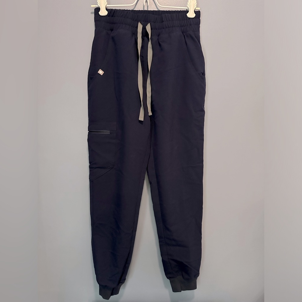 Figs high waisted Zamora jogger scrub pants - navy